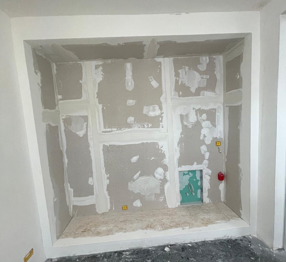 WhatsApp Image 2025-01-13 at 06.34.31 (1) WhatsApp Image 2025-01-13 at 06.34.31 (1)